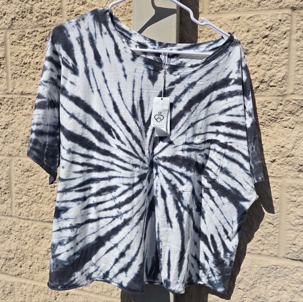 Tie Dye T-Shirt Womens Black White Spiral Pocket Tee USA NEW